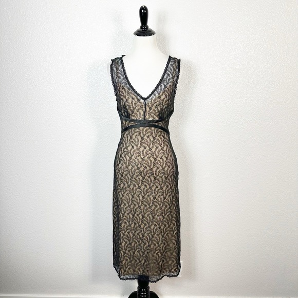 Express Dresses & Skirts - Express Y2K Witchy Vintage Size 7/8 Lace V Neck Sleeveless Sheath Midi Dress